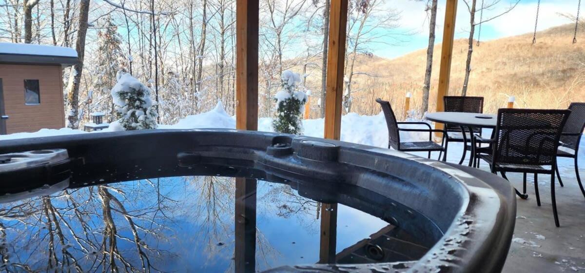 Le Montagnia Escape To Tremblant With Hot Tub Villa Val-des-Lacs Exterior photo