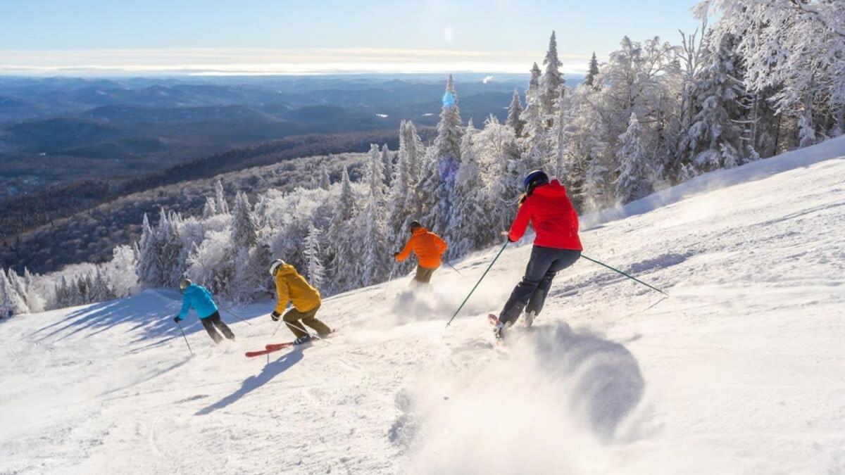 Le Montagnia Escape To Tremblant With Hot Tub Villa Val-des-Lacs Exterior photo