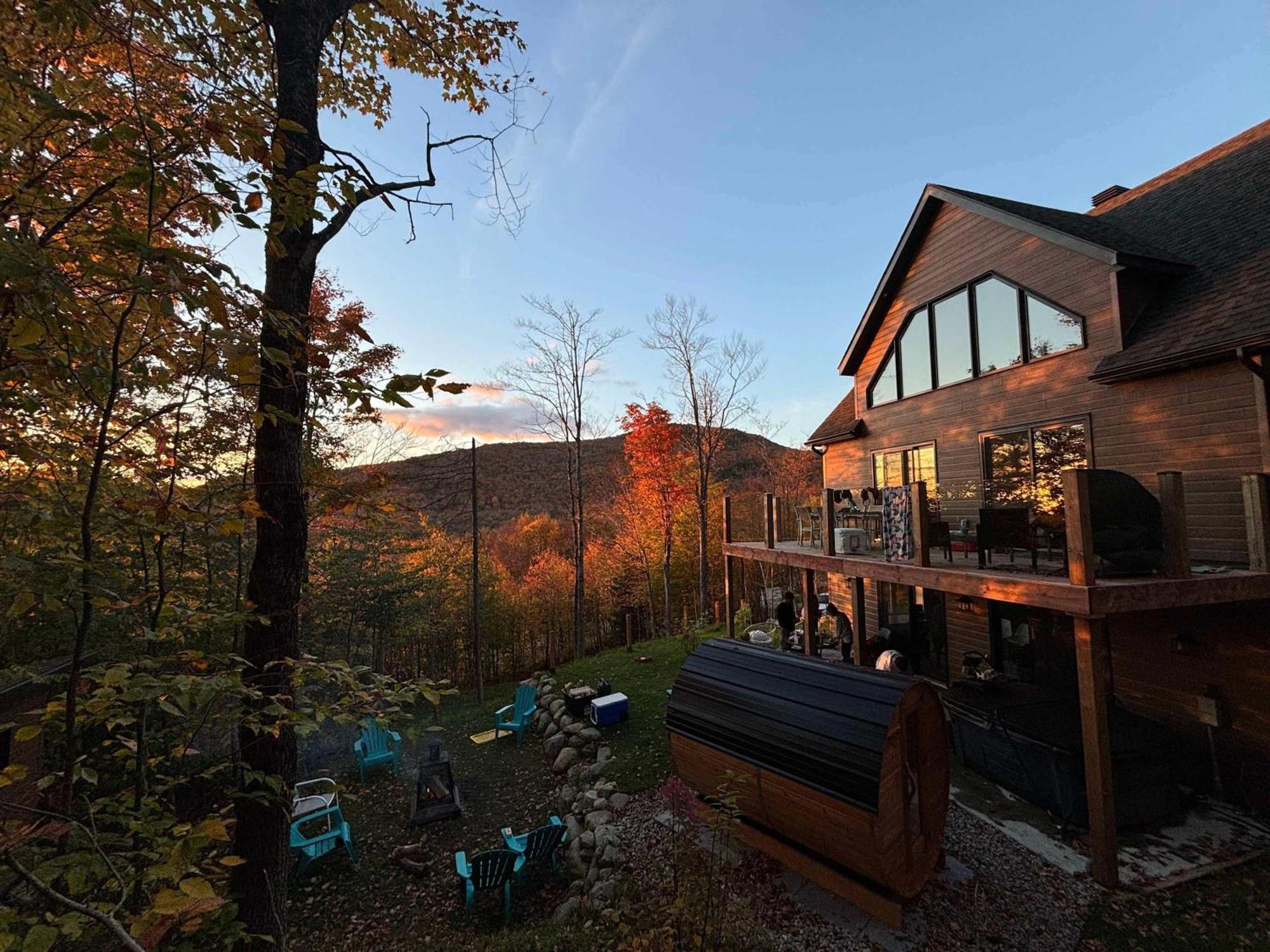 Le Montagnia Escape To Tremblant With Hot Tub Villa Val-des-Lacs Exterior photo